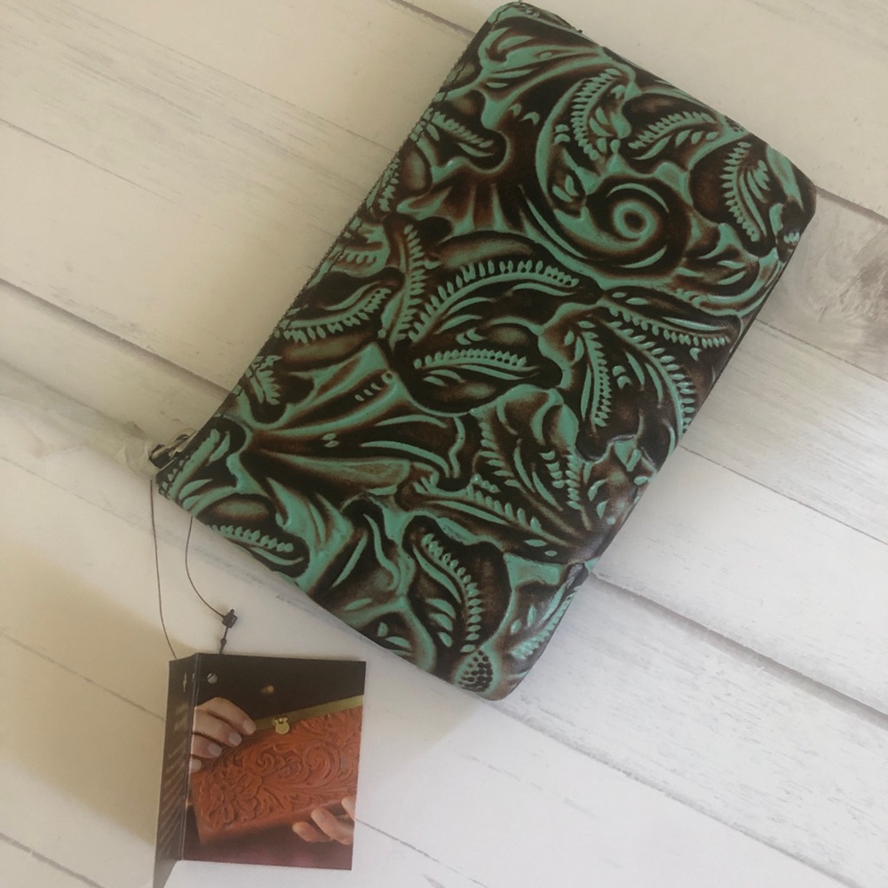 Patricia Nash small leather wristlet